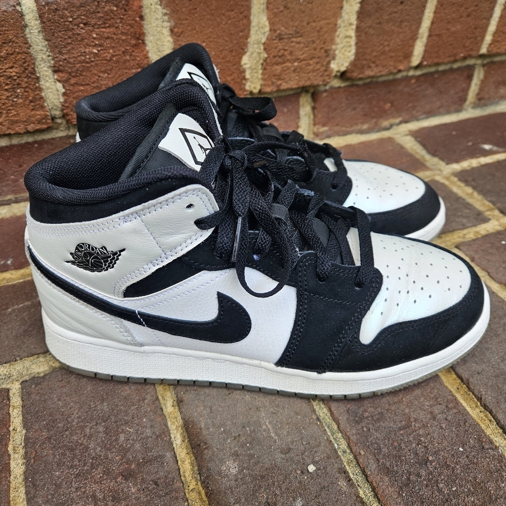 AIR JORDAN 1 MID SE ‘DIAMOND